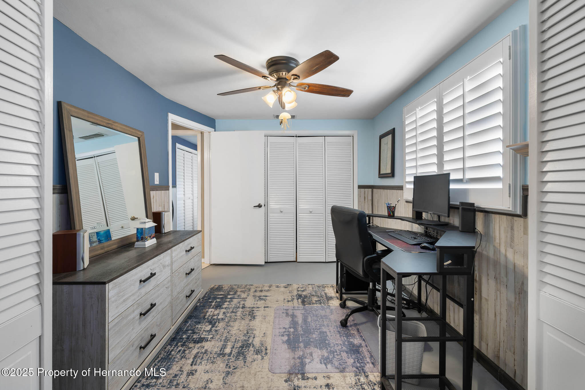 3260 Gulfview Drive