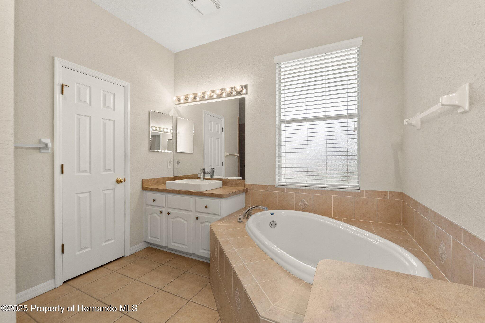 4619 Bayridge Court
