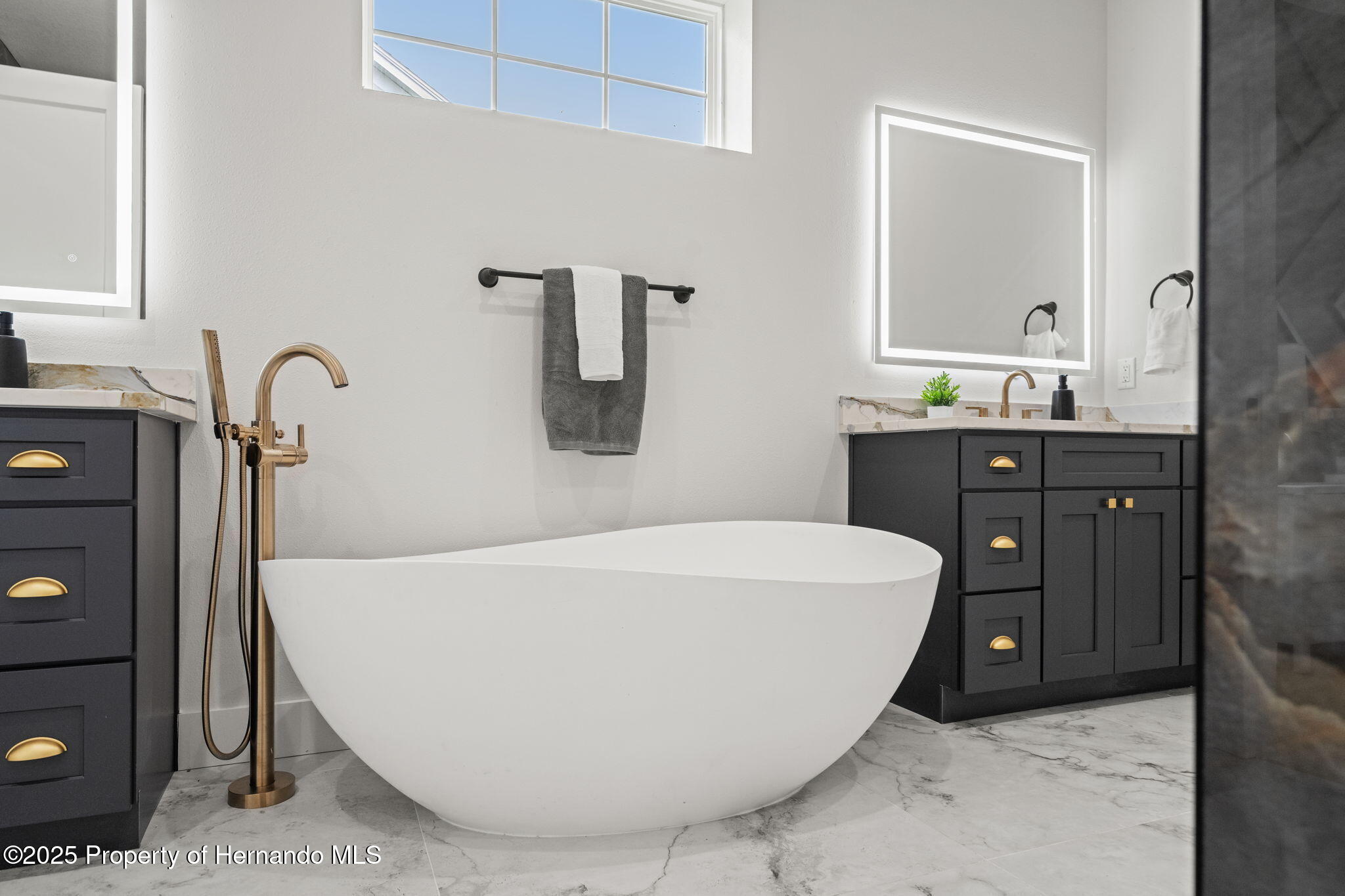 4522 Majestic Hills Loop