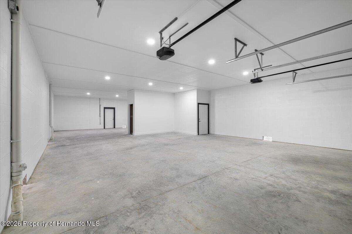 5050 Oak Leaf Lane