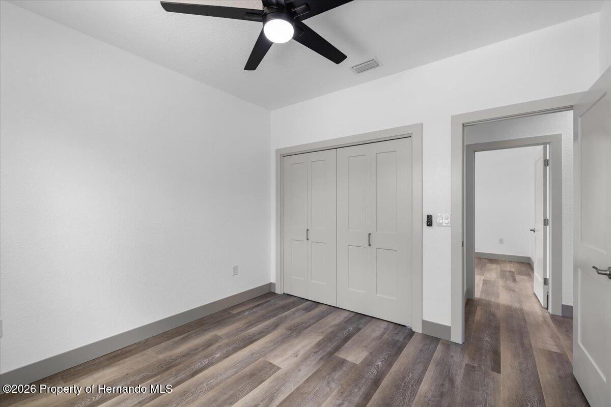 5050 Oak Leaf Lane