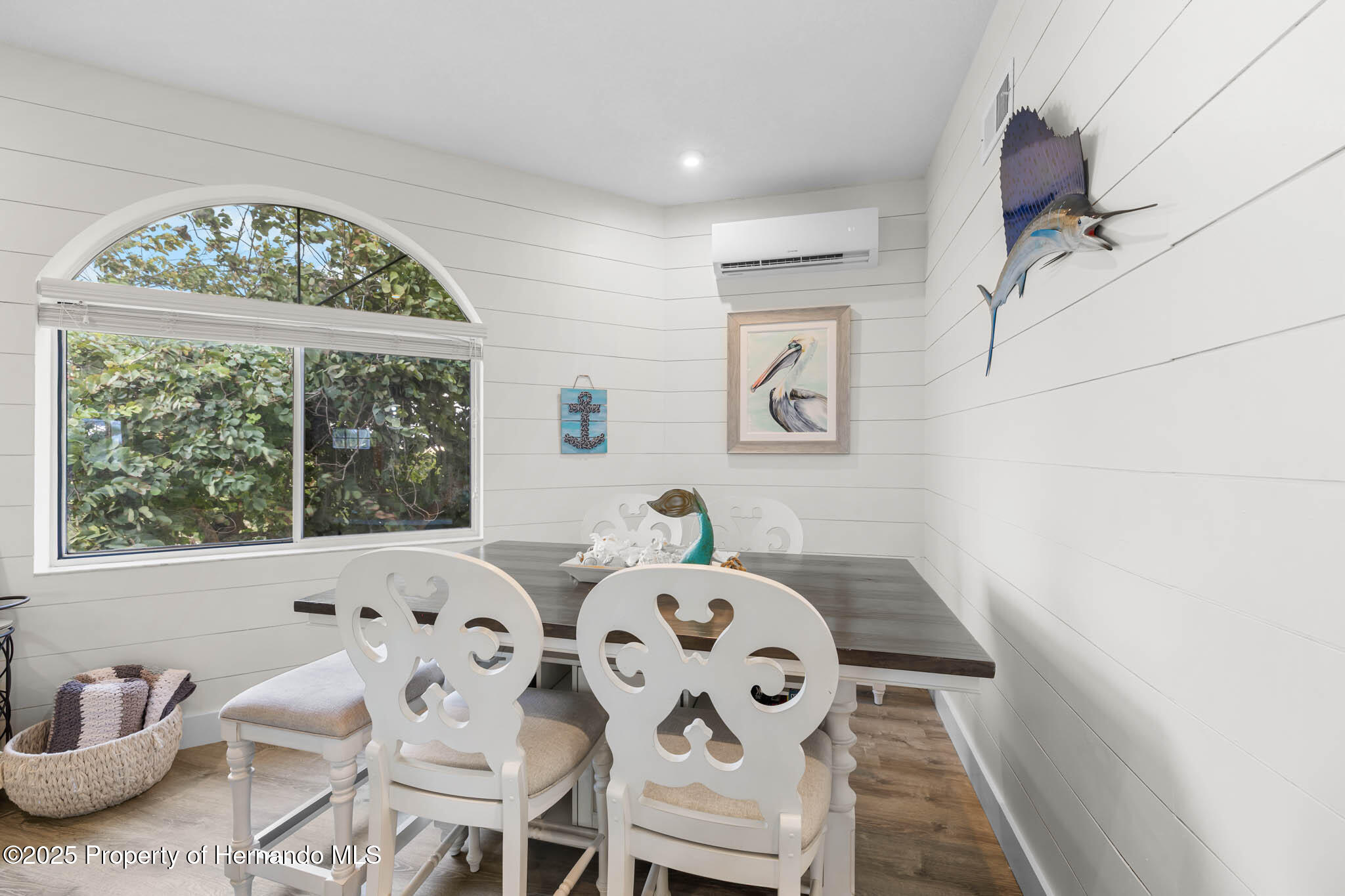 3460 Crape Myrtle Drive