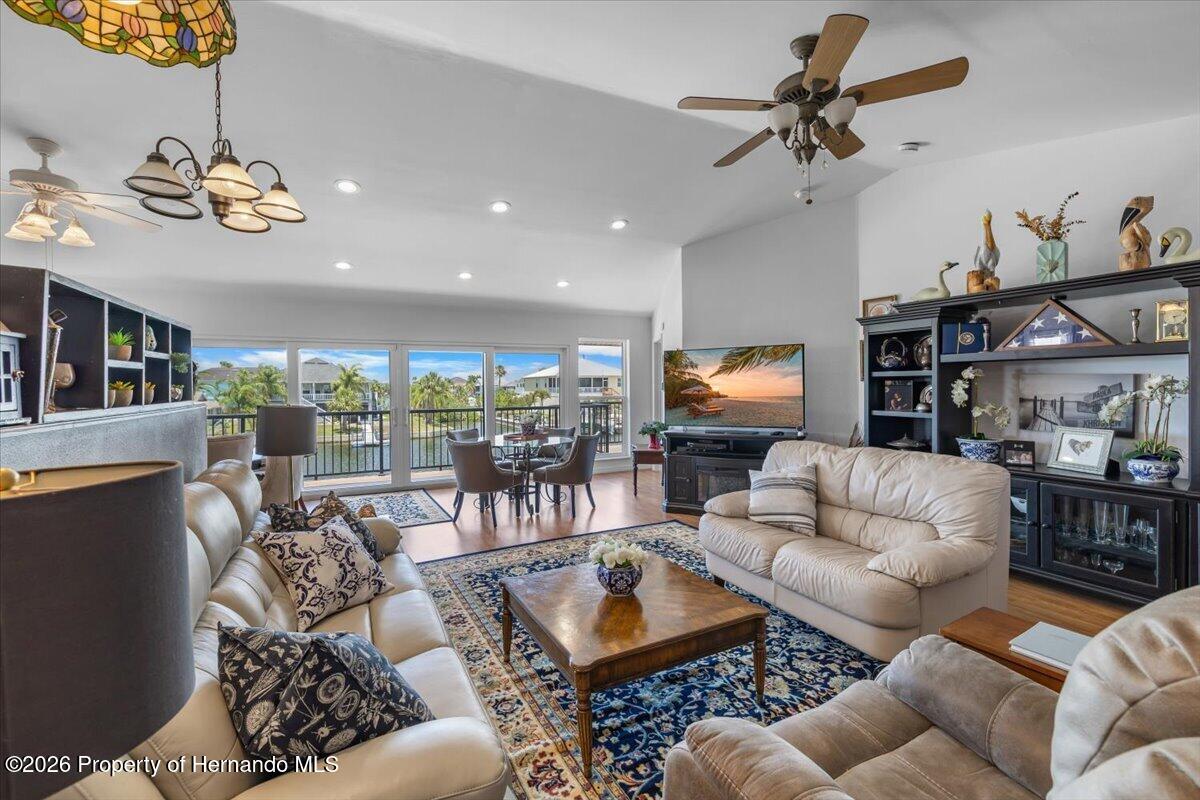 4225 Carlos Court