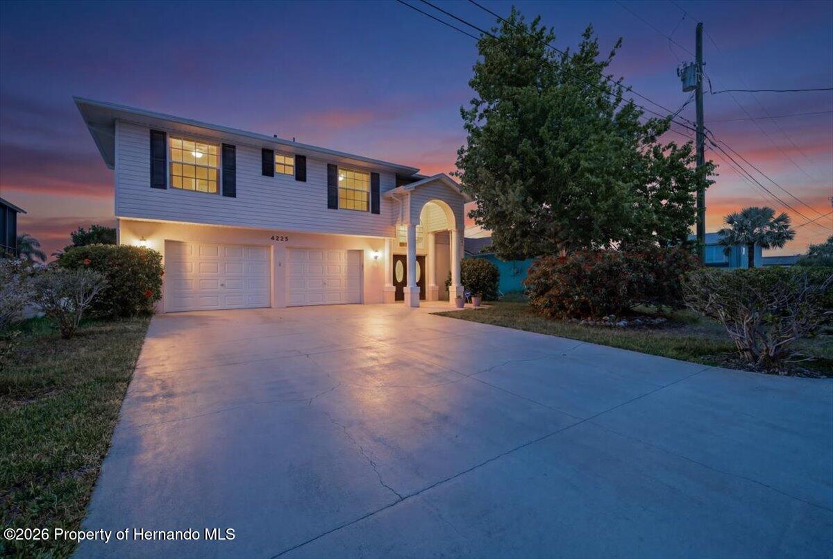 4225 Carlos Court