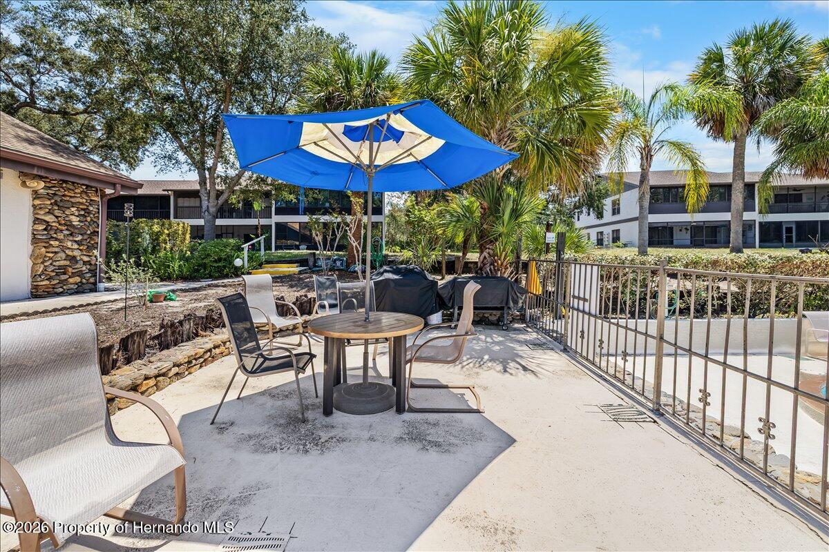6653 River Run Boulevard