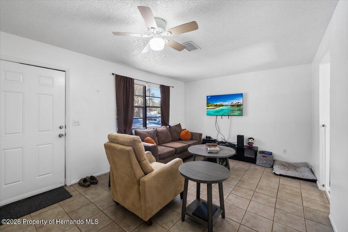 3135 S Lantana Way