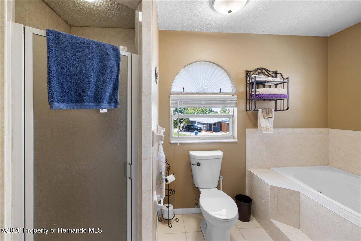4514 Neptune Drive
