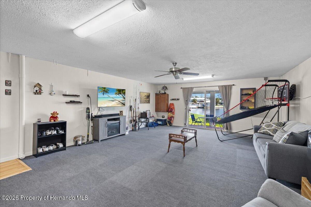 4514 Neptune Drive