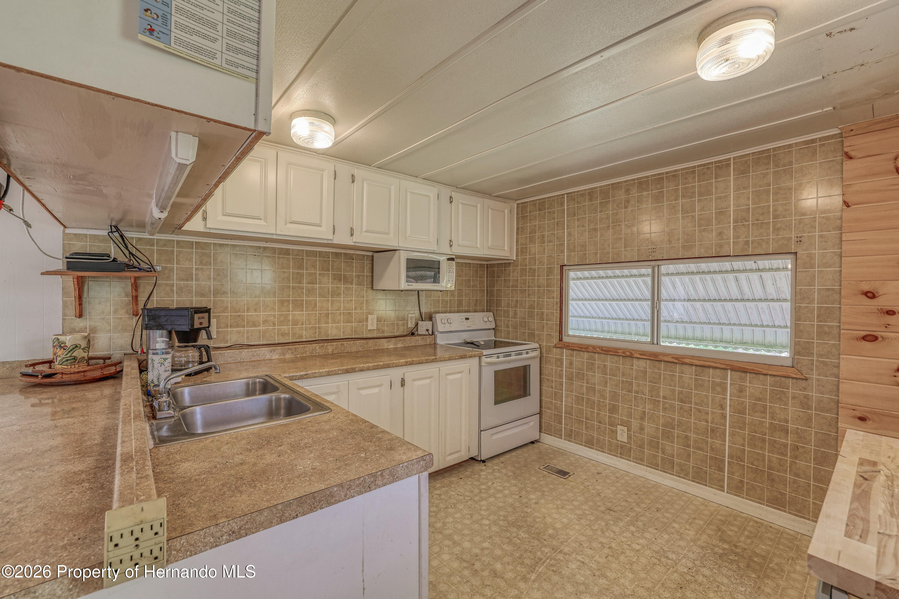11390 Maripoe Road