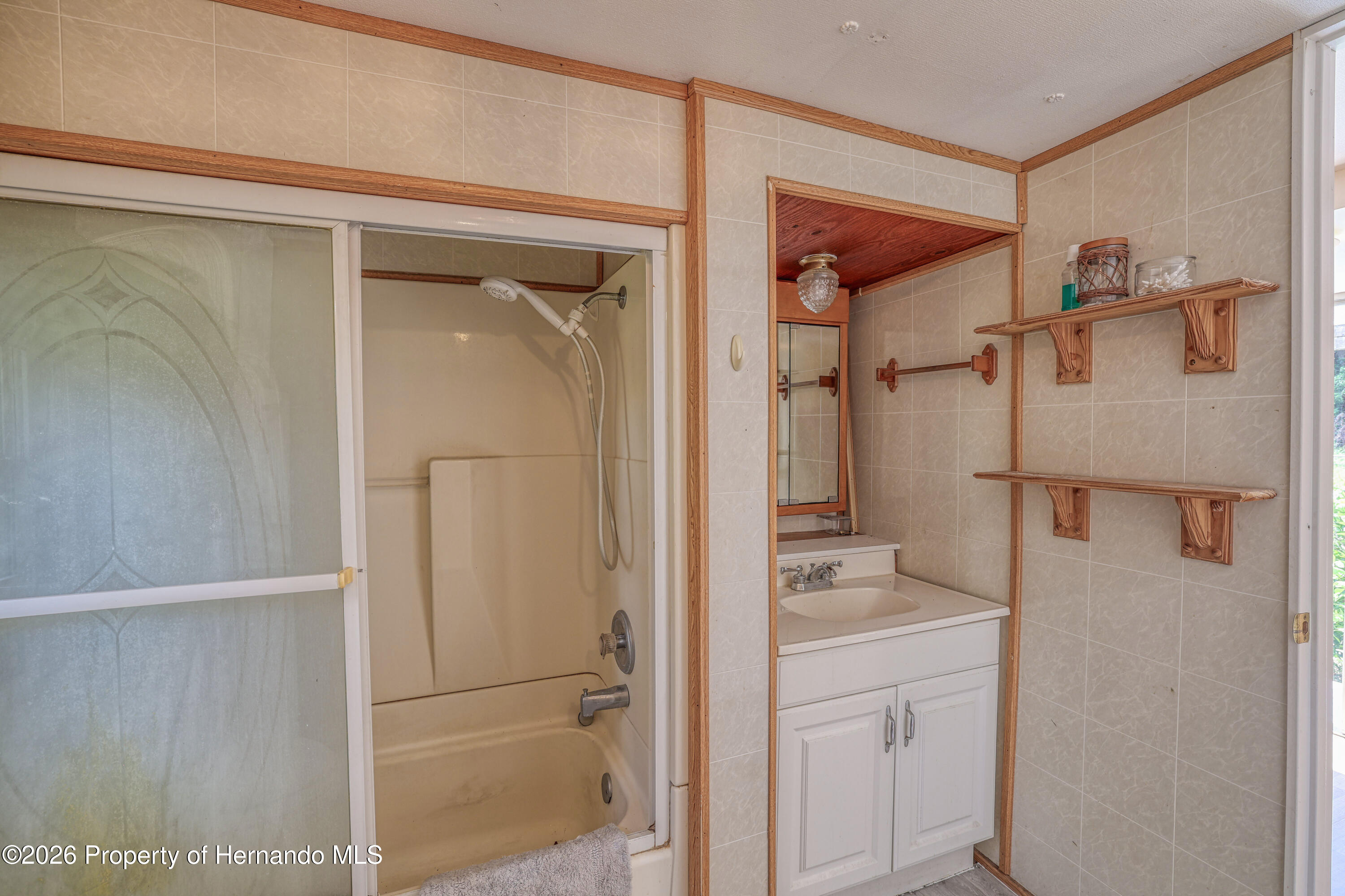 11390 Maripoe Road