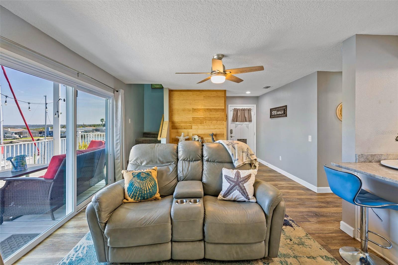 3357 MANGROVE DR