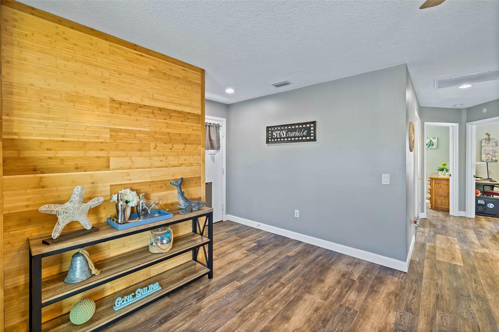 3357 MANGROVE DR