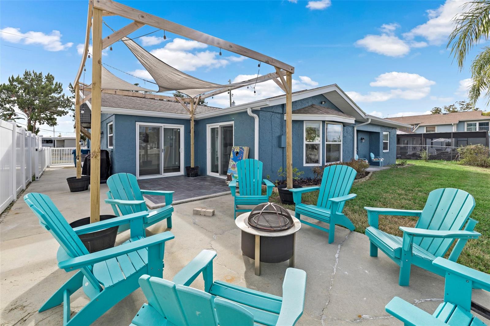 3365 GULF COAST DR