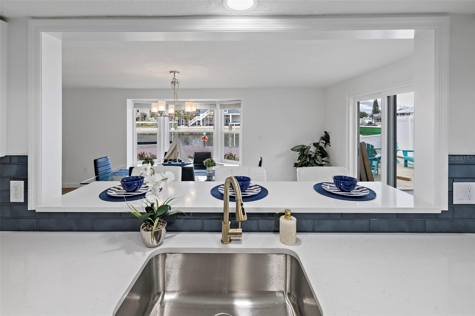 3365 GULF COAST DR