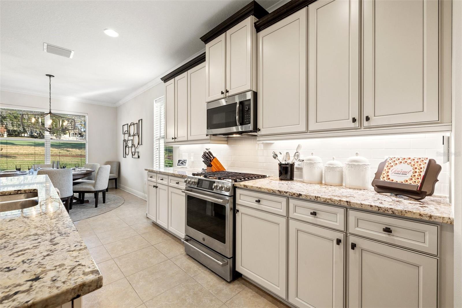 4820 SOUTHERN VALLEY LOOP
