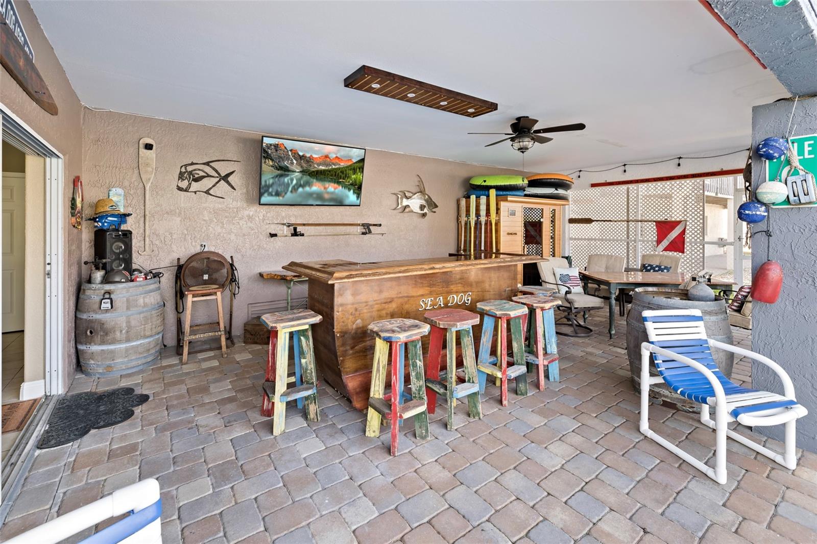 4077 ORIENT DR