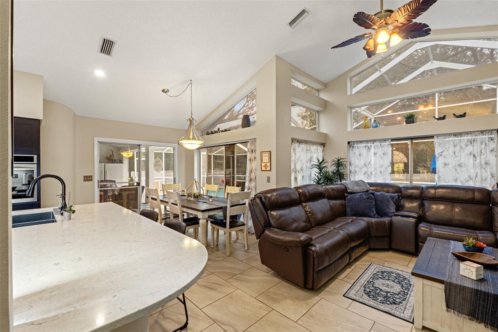 8535 DELAWARE DR
