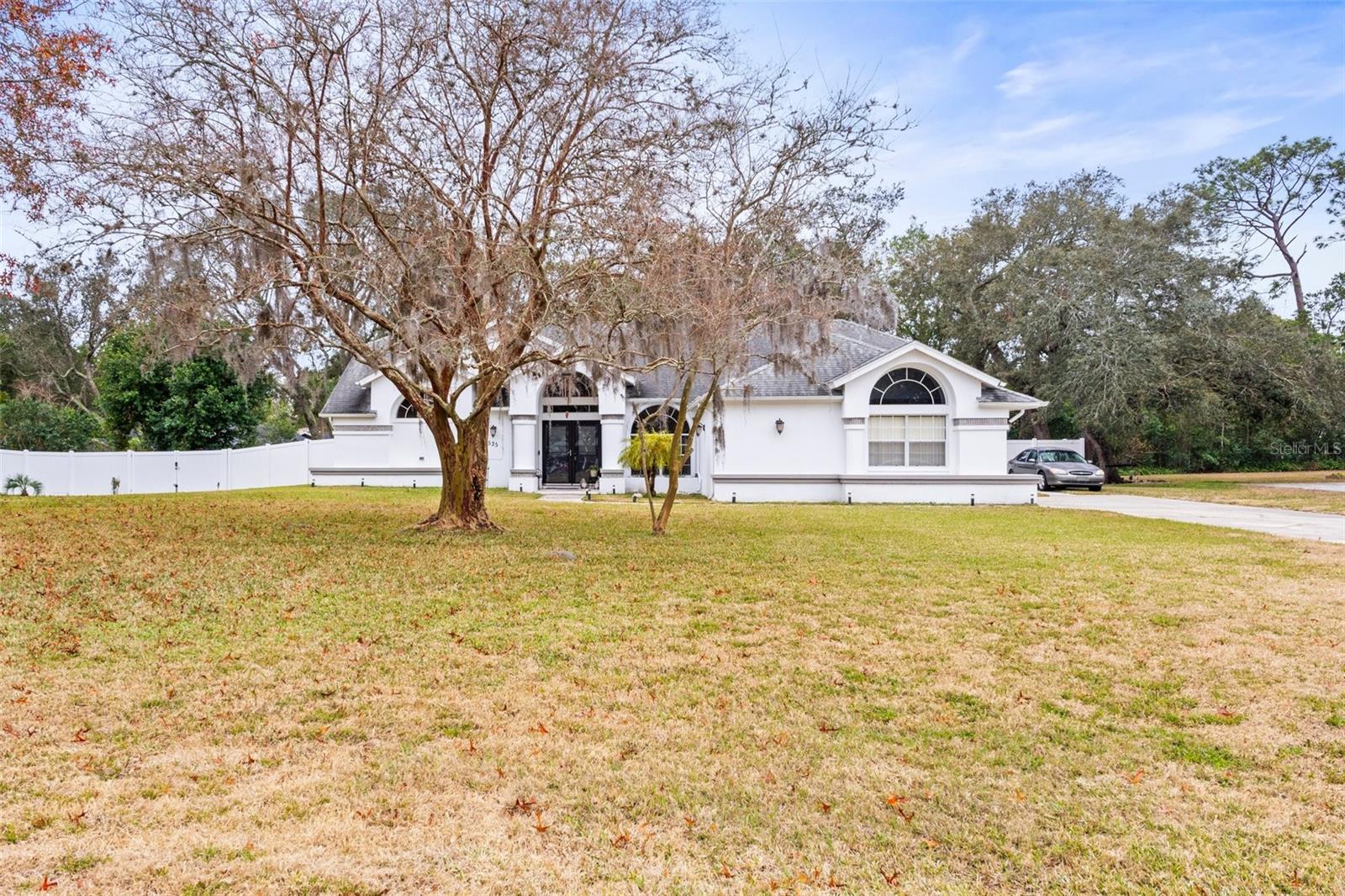 8535 DELAWARE DR