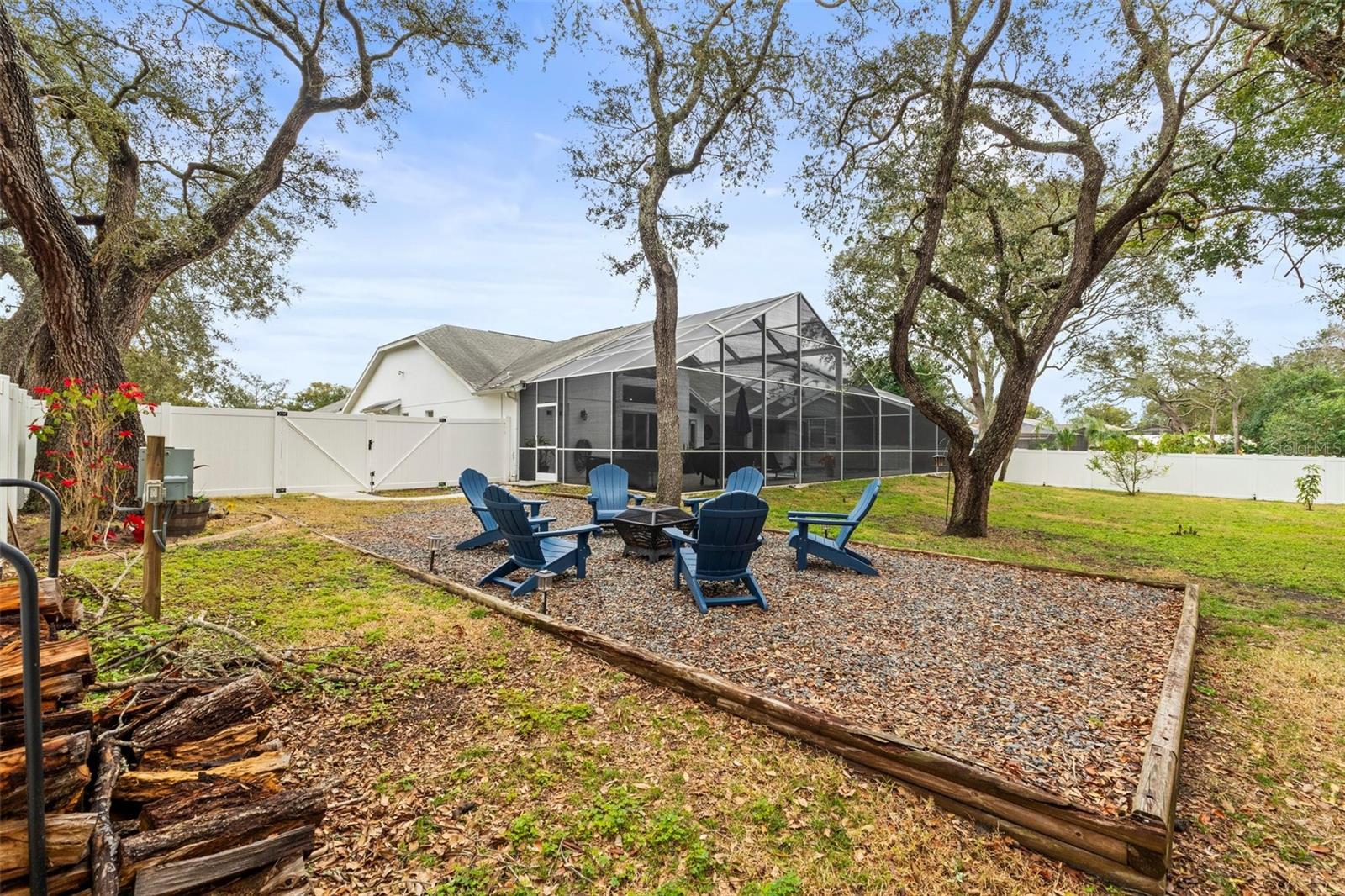 8535 DELAWARE DR