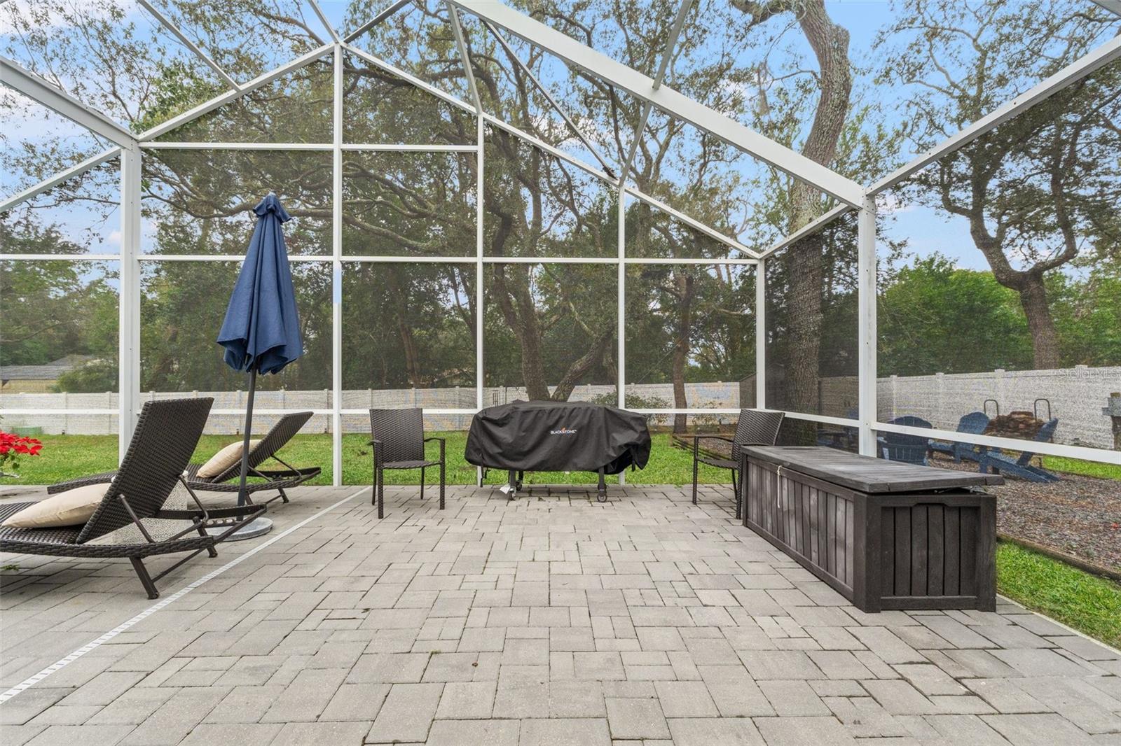 8535 DELAWARE DR