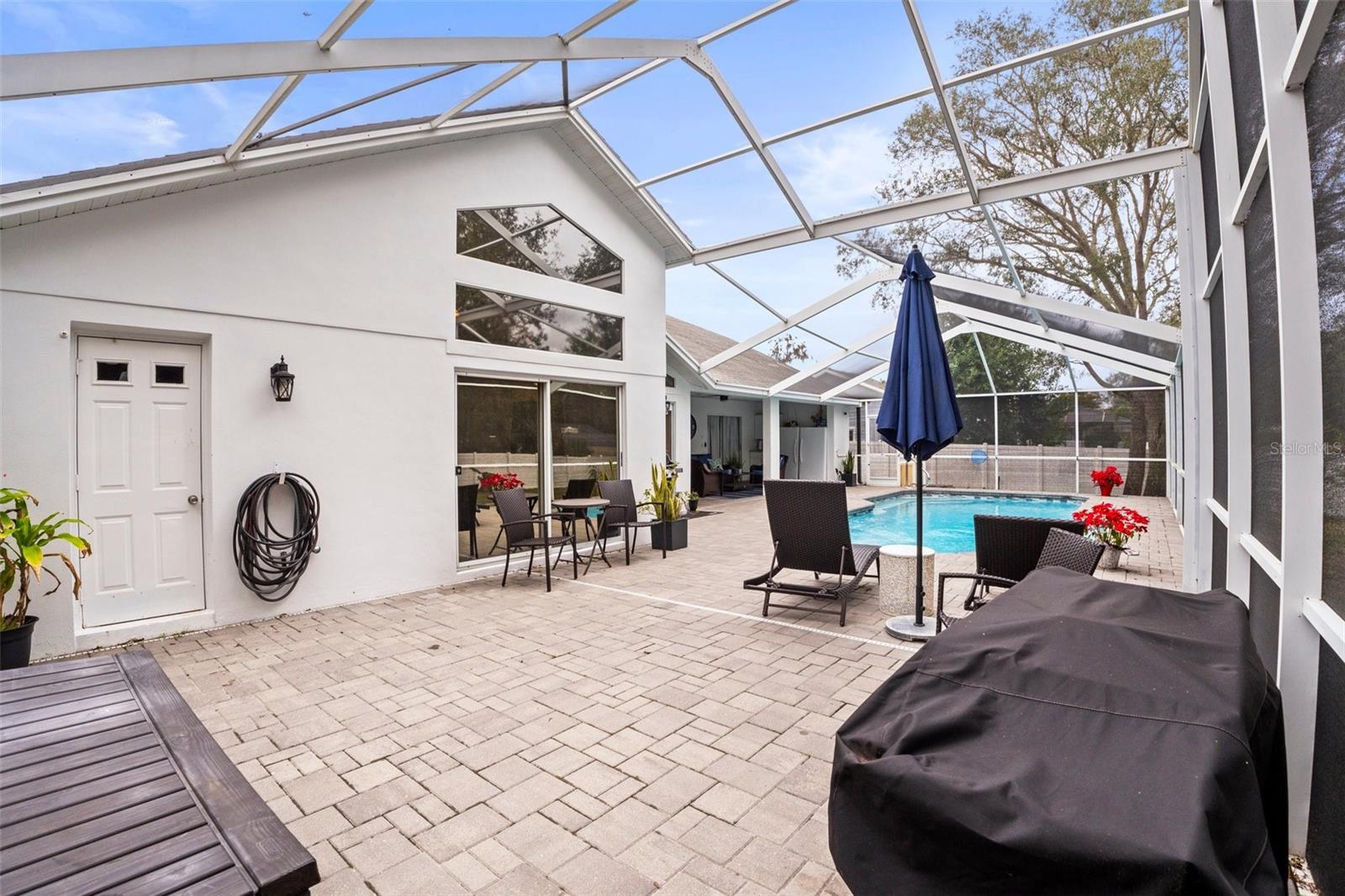 8535 DELAWARE DR