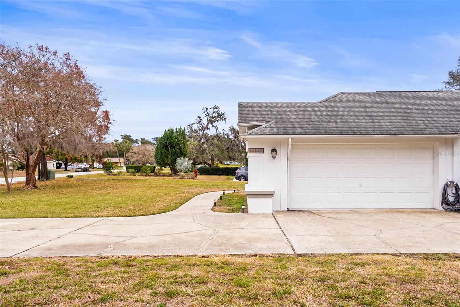 8535 DELAWARE DR