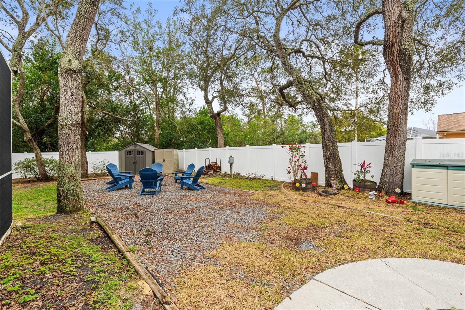 8535 DELAWARE DR