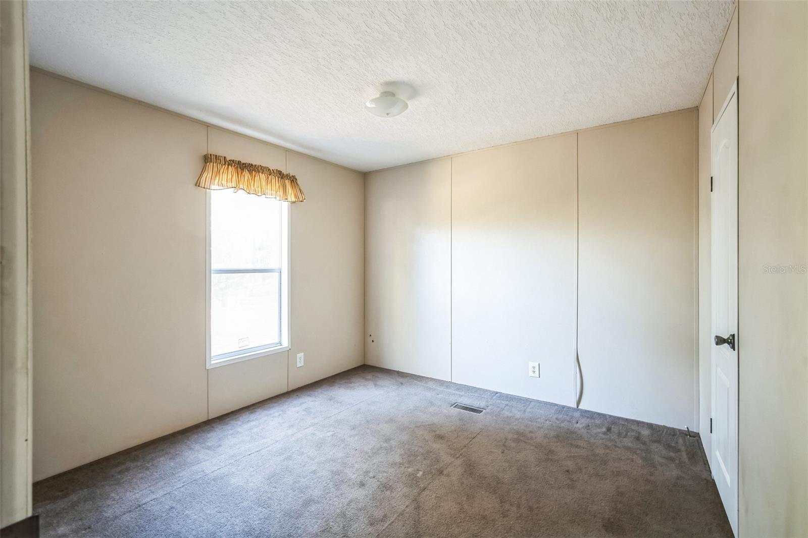 3705 JERRY SMITH RD