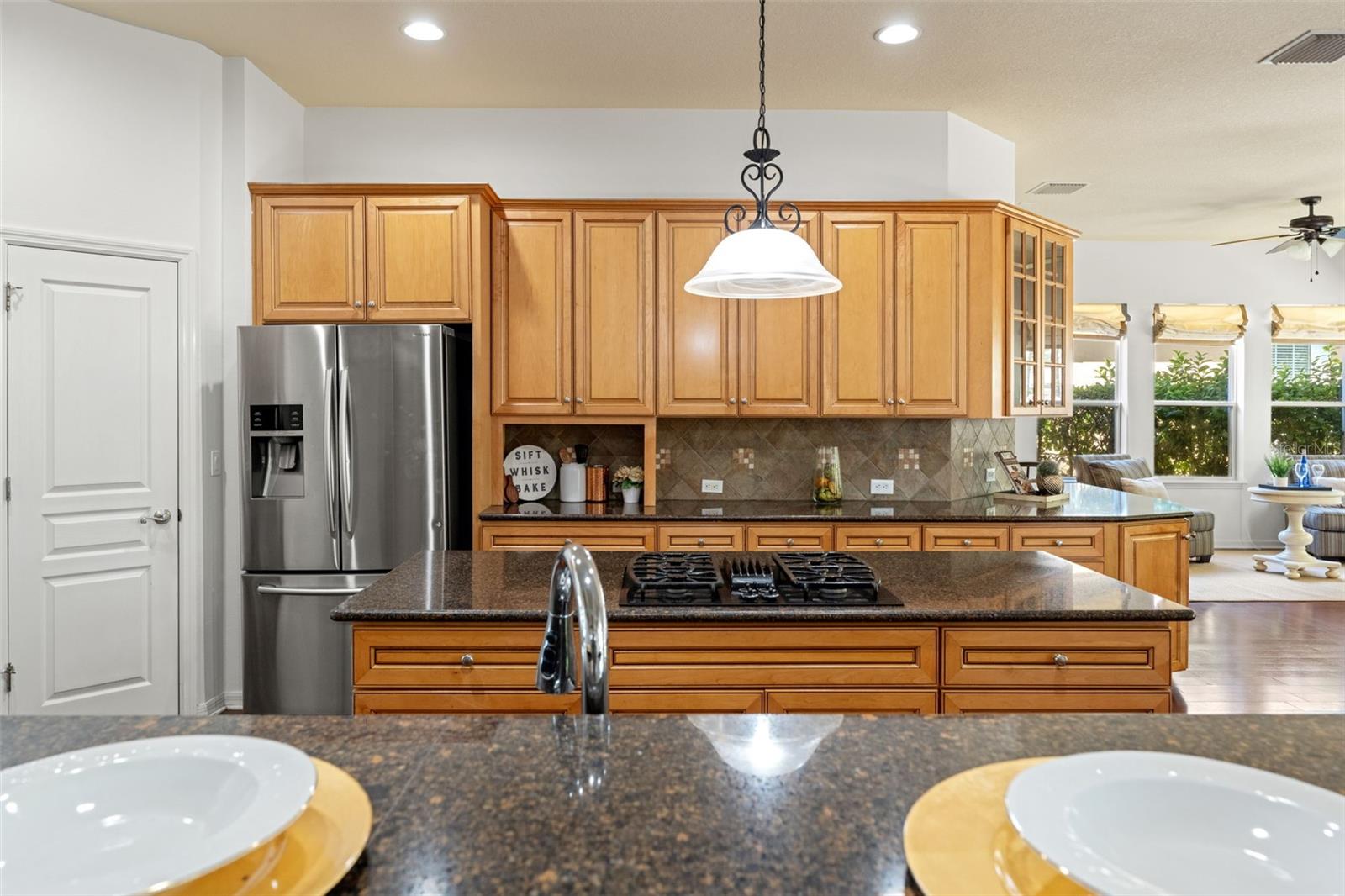 5748 SUMMIT VIEW DR