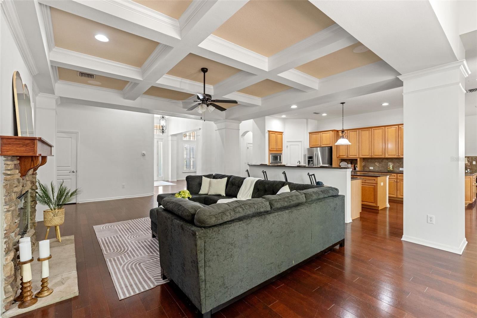 5748 SUMMIT VIEW DR