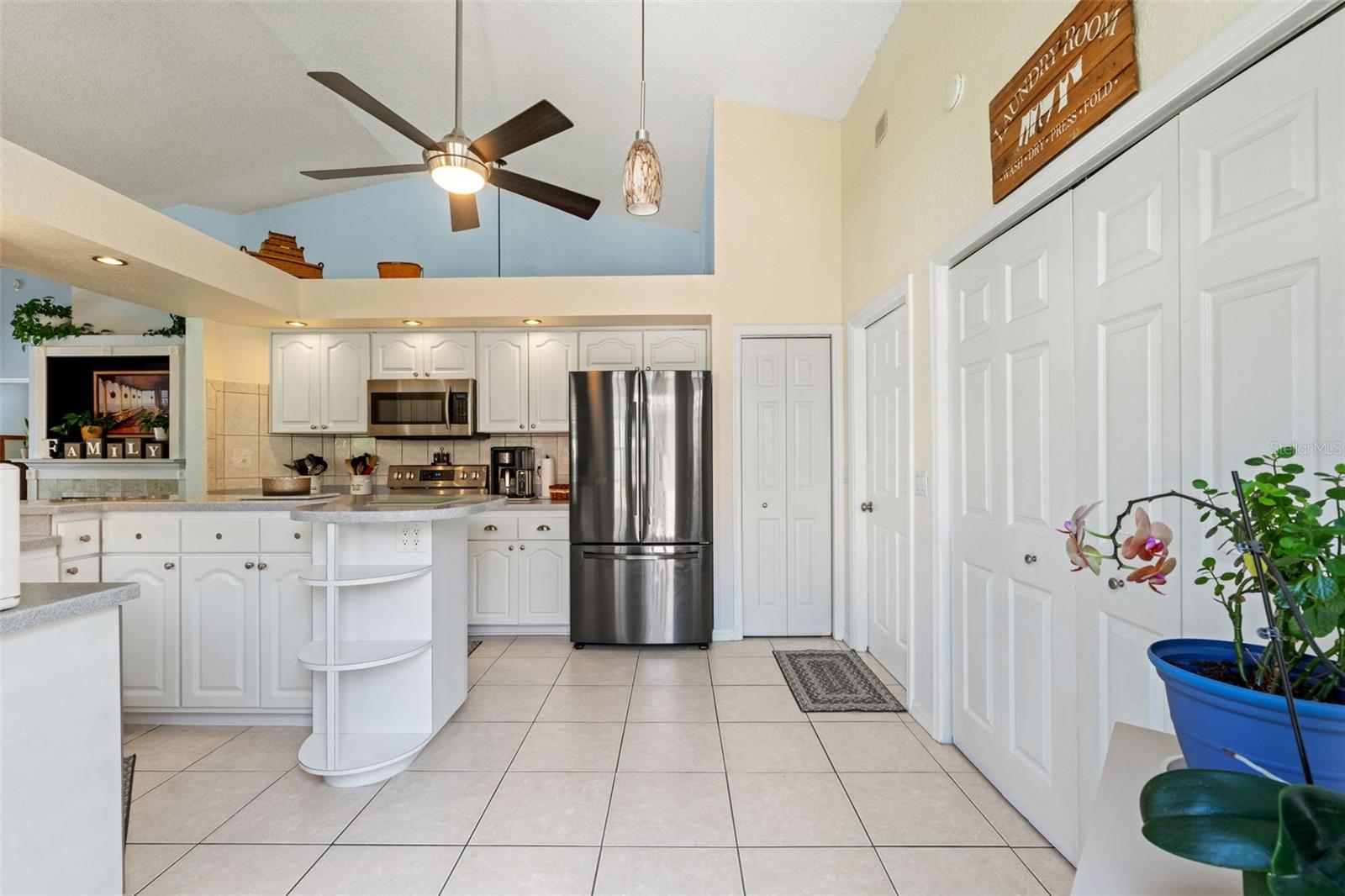 9375 FRENCH QUARTERS CIR