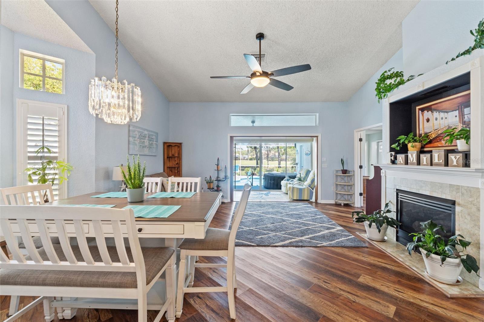9375 FRENCH QUARTERS CIR