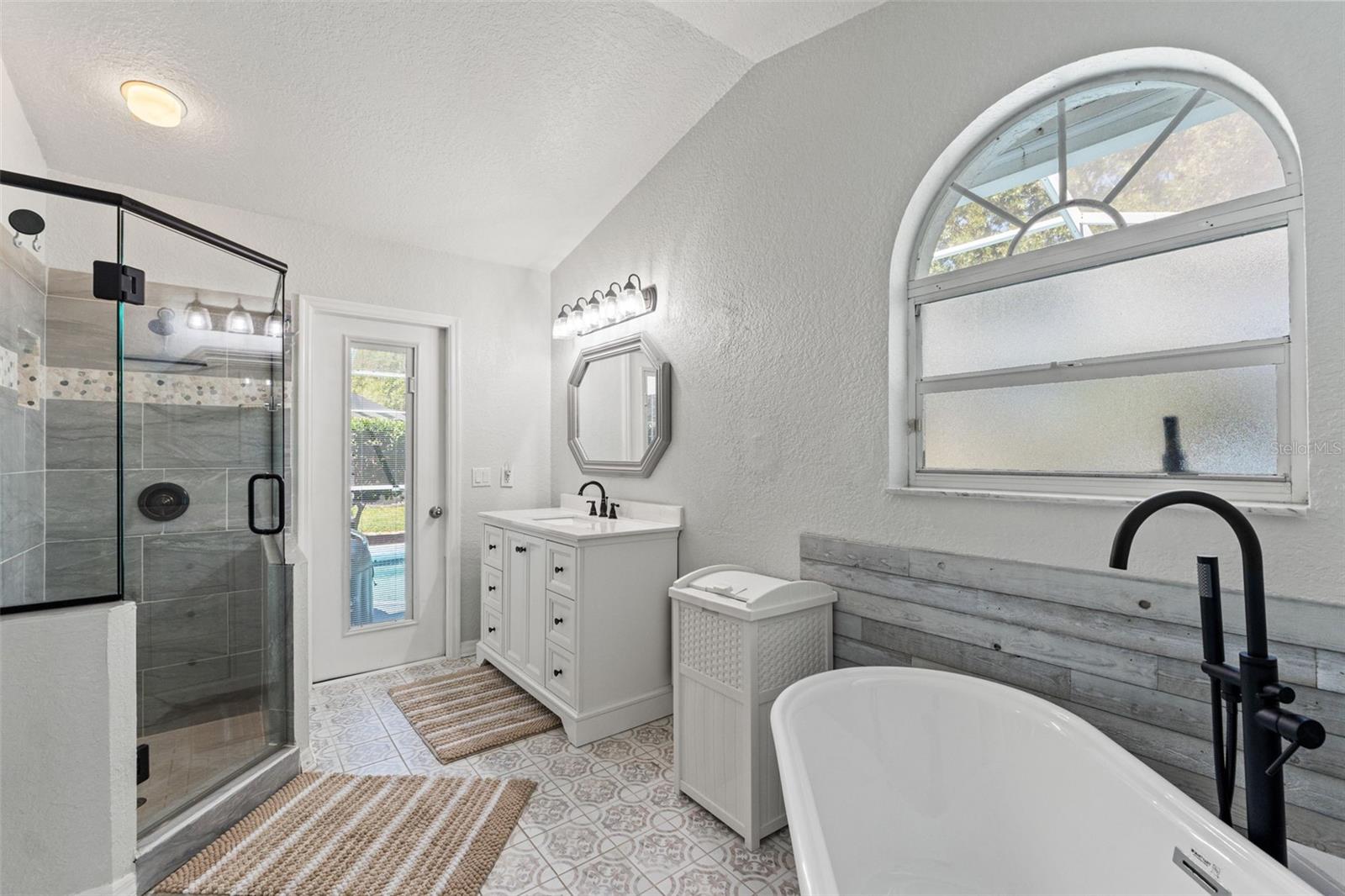 9375 FRENCH QUARTERS CIR