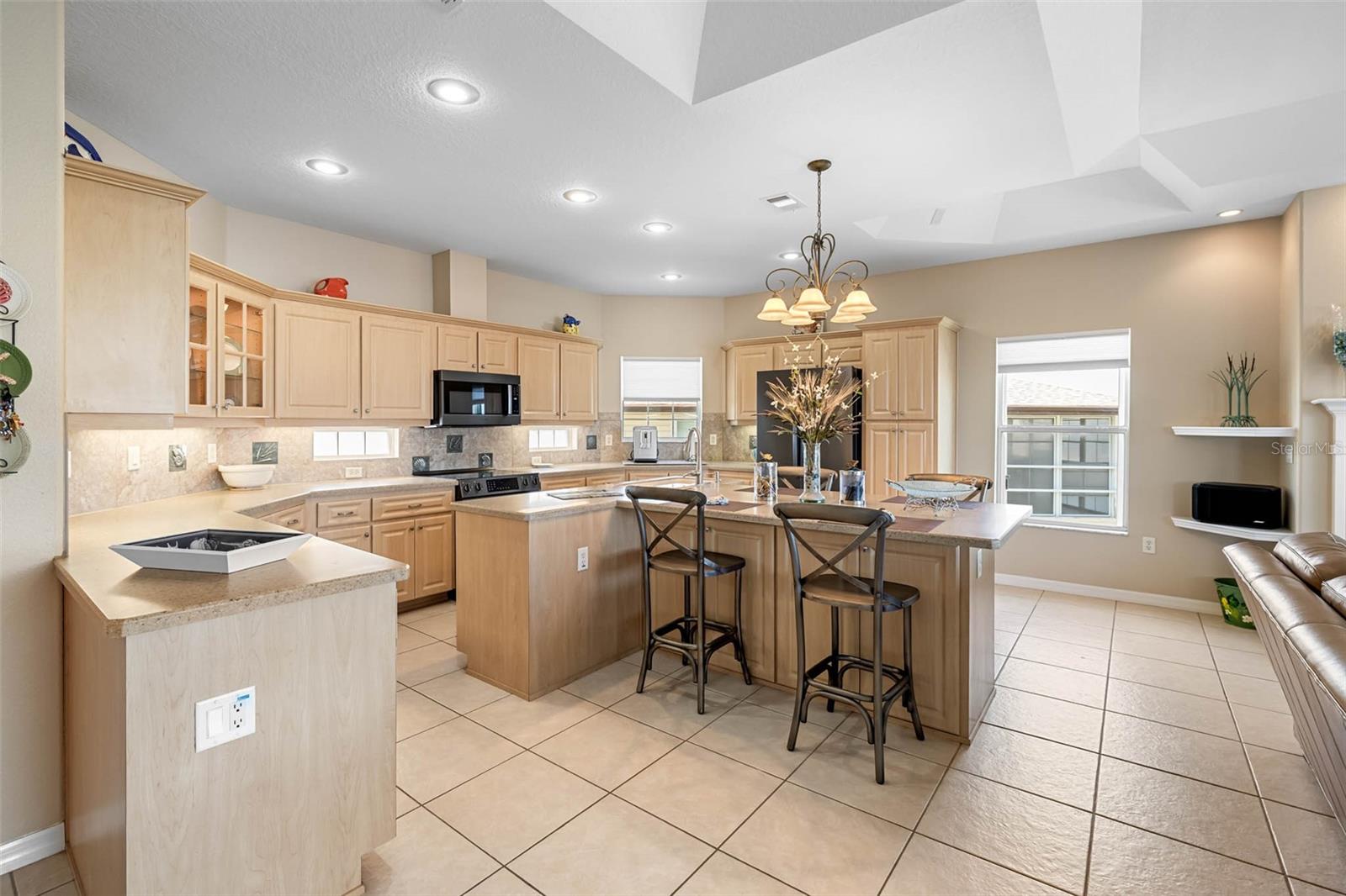 4363 BISCAYNE DR