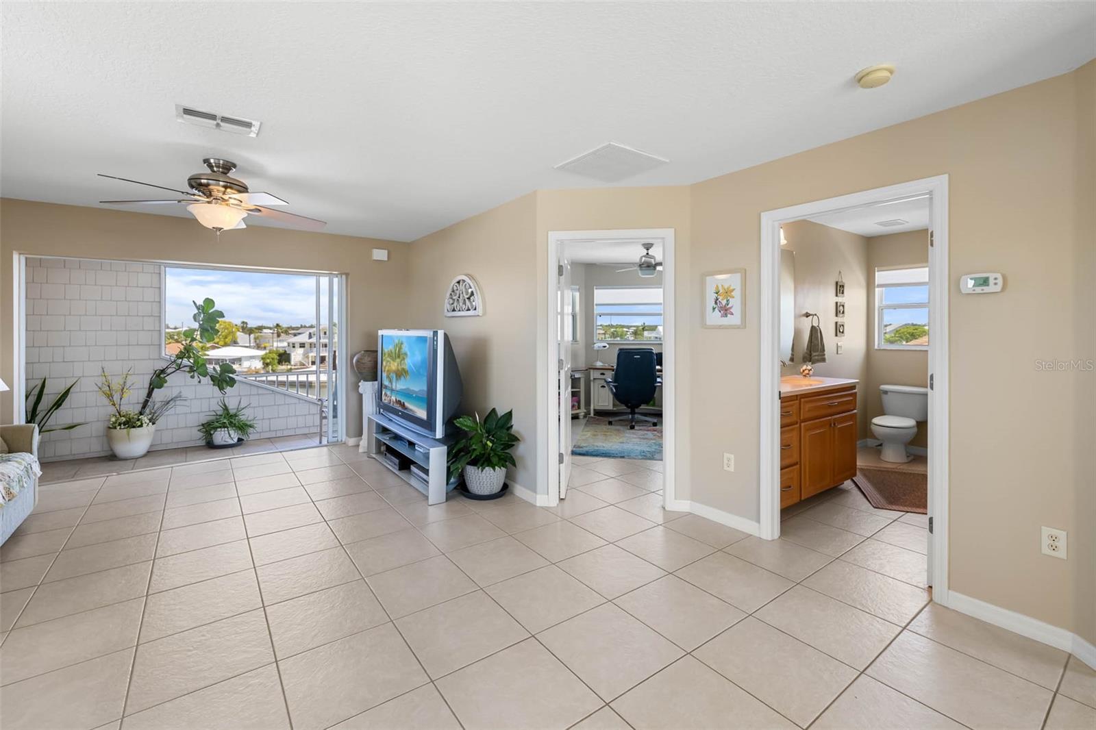 4363 BISCAYNE DR
