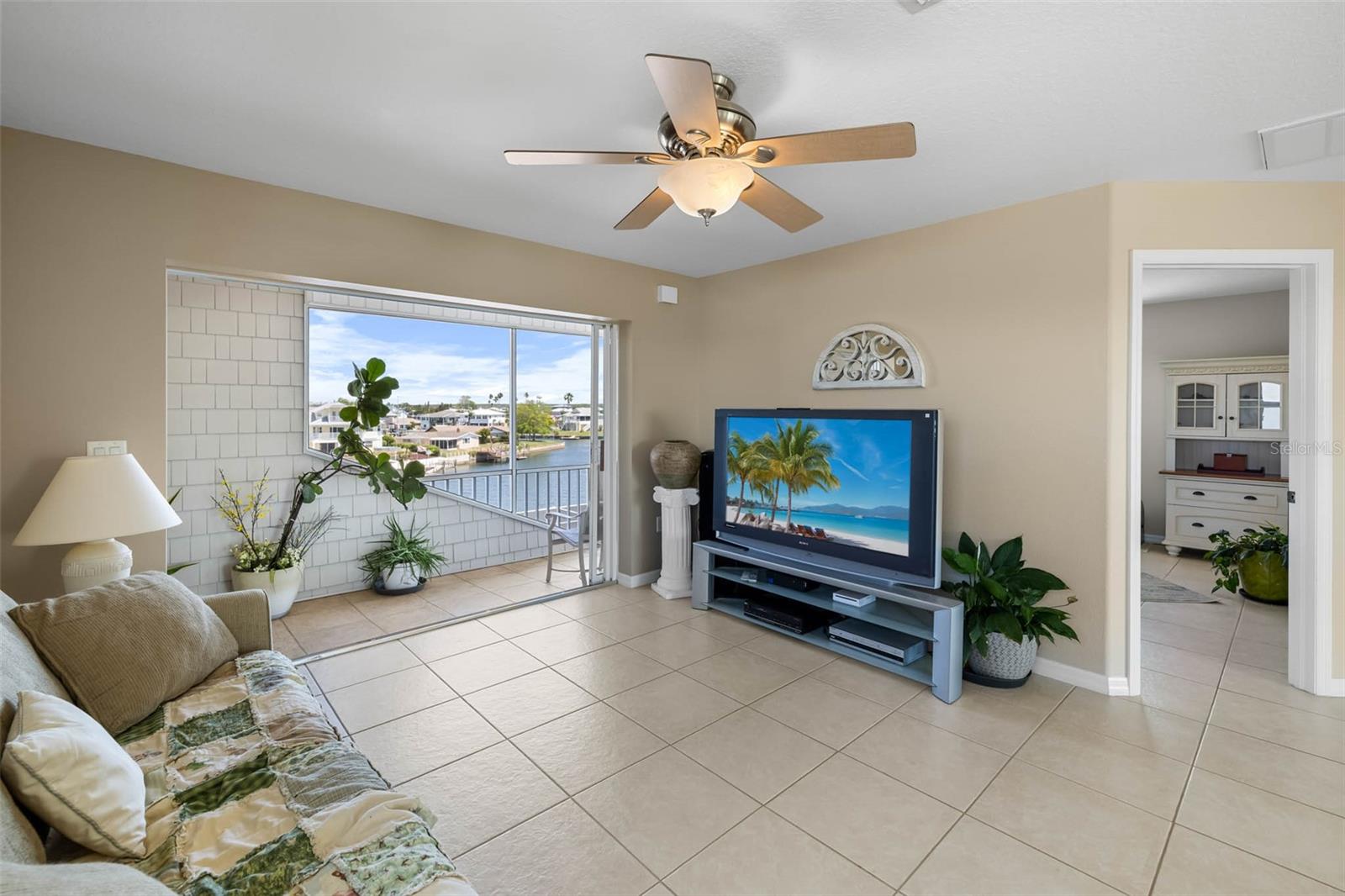 4363 BISCAYNE DR