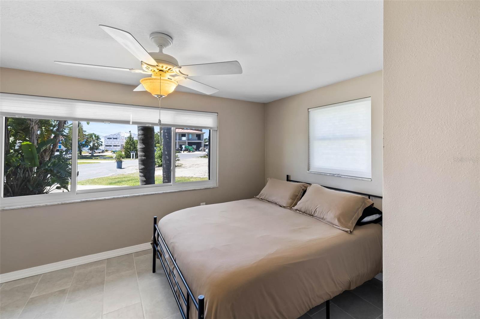 3085 BAYFRONT CIR