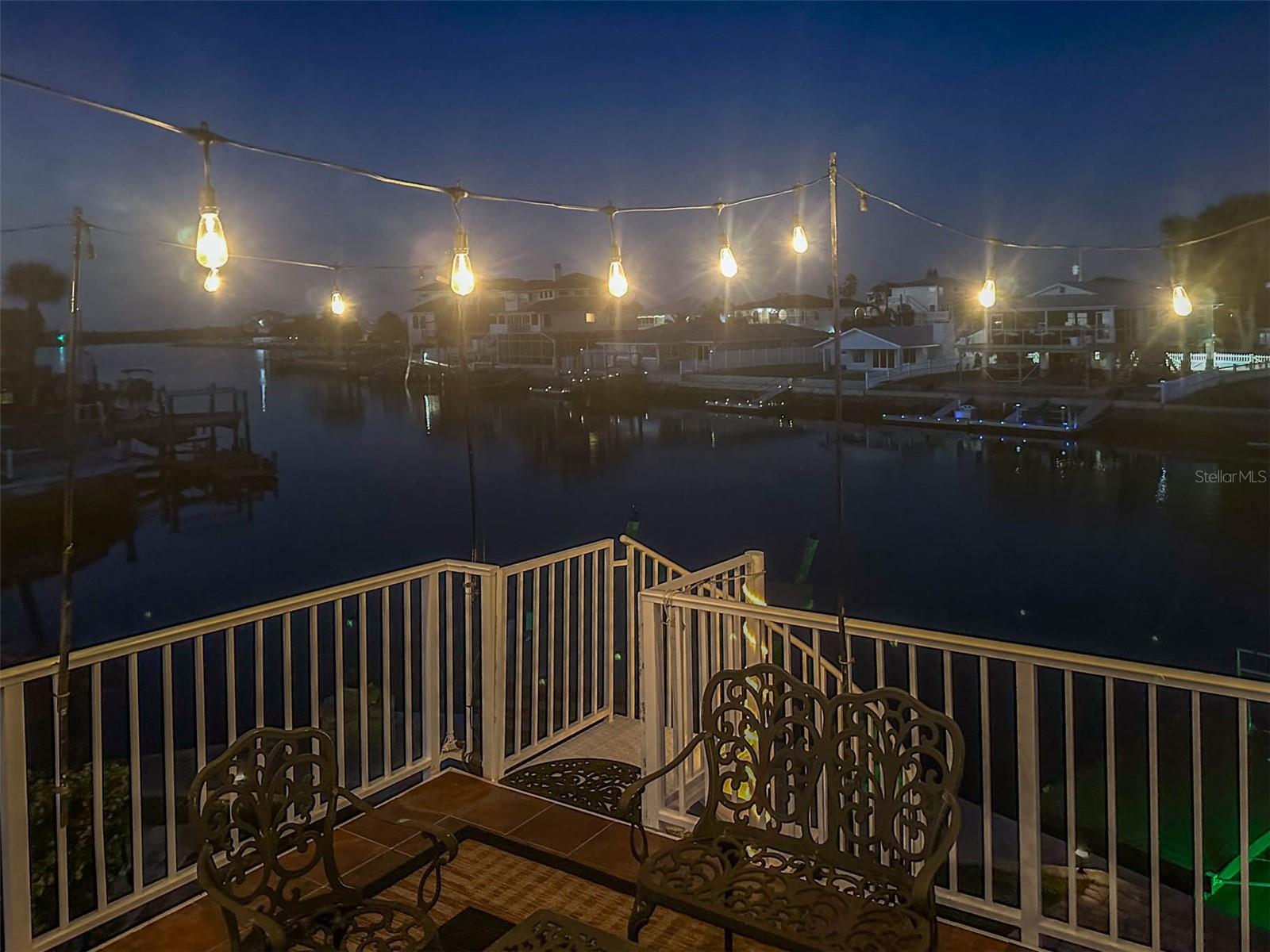 3085 BAYFRONT CIR