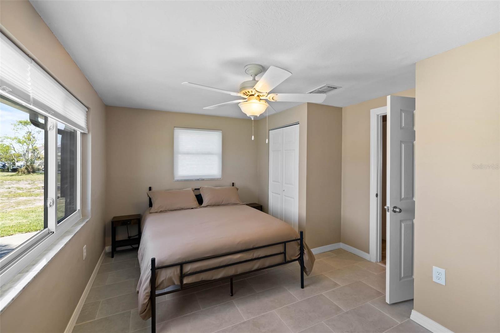 3085 BAYFRONT CIR
