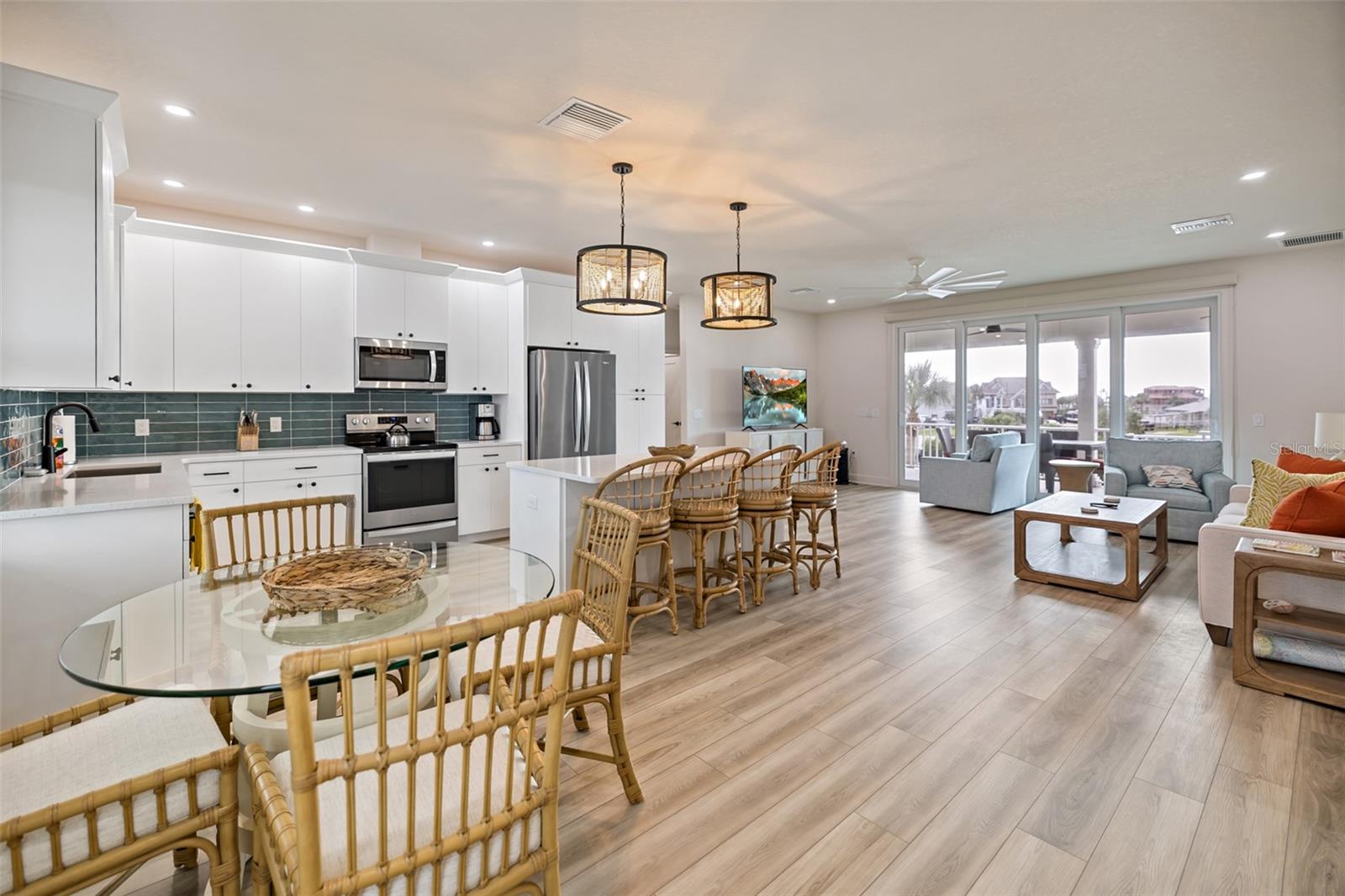 3174 SANIBEL DR