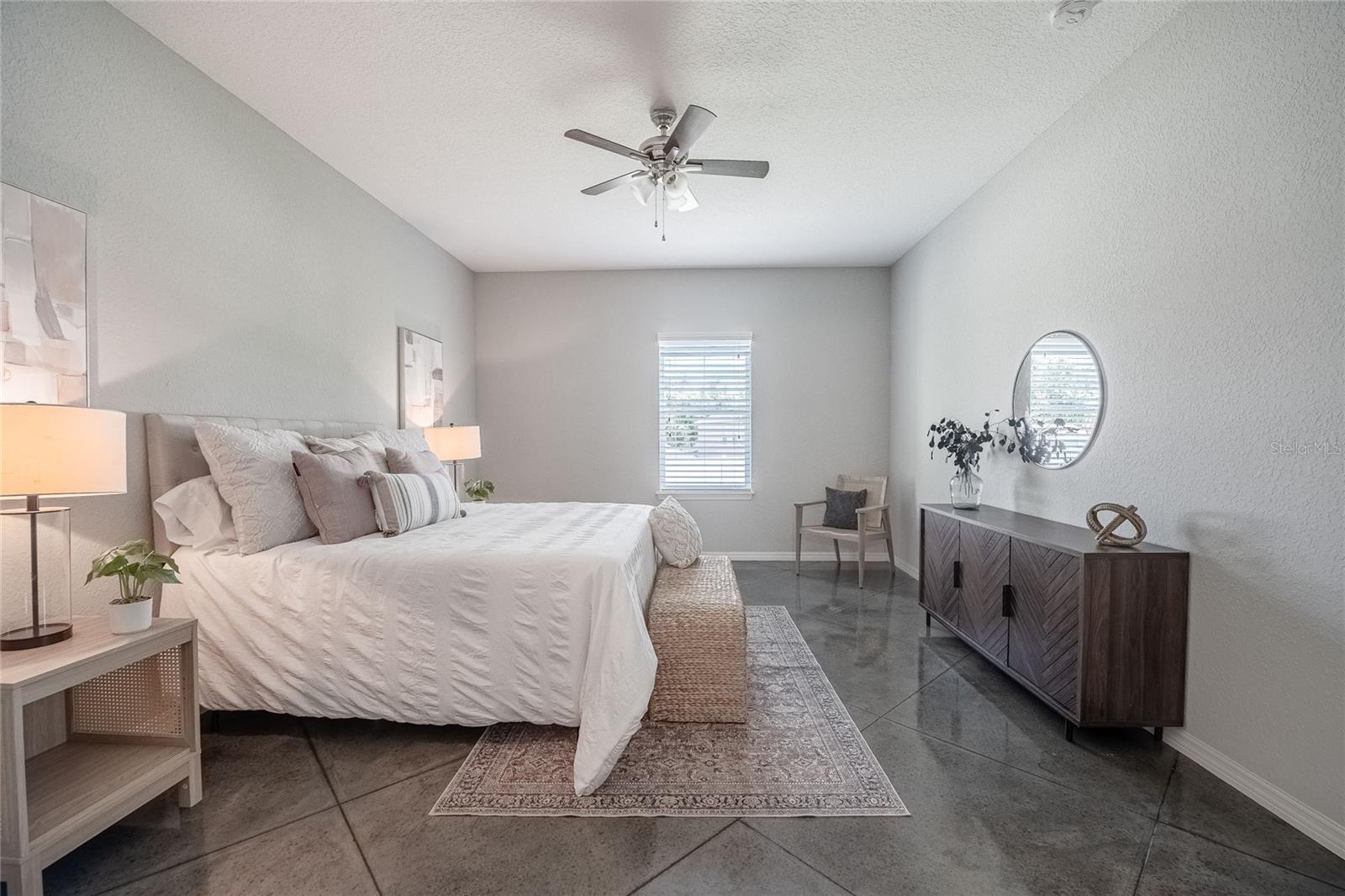 3184 WHISPERING TRAILS AVE