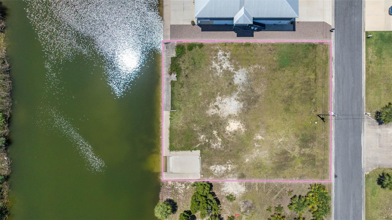 3398 & 3400 FERNLEAF DR