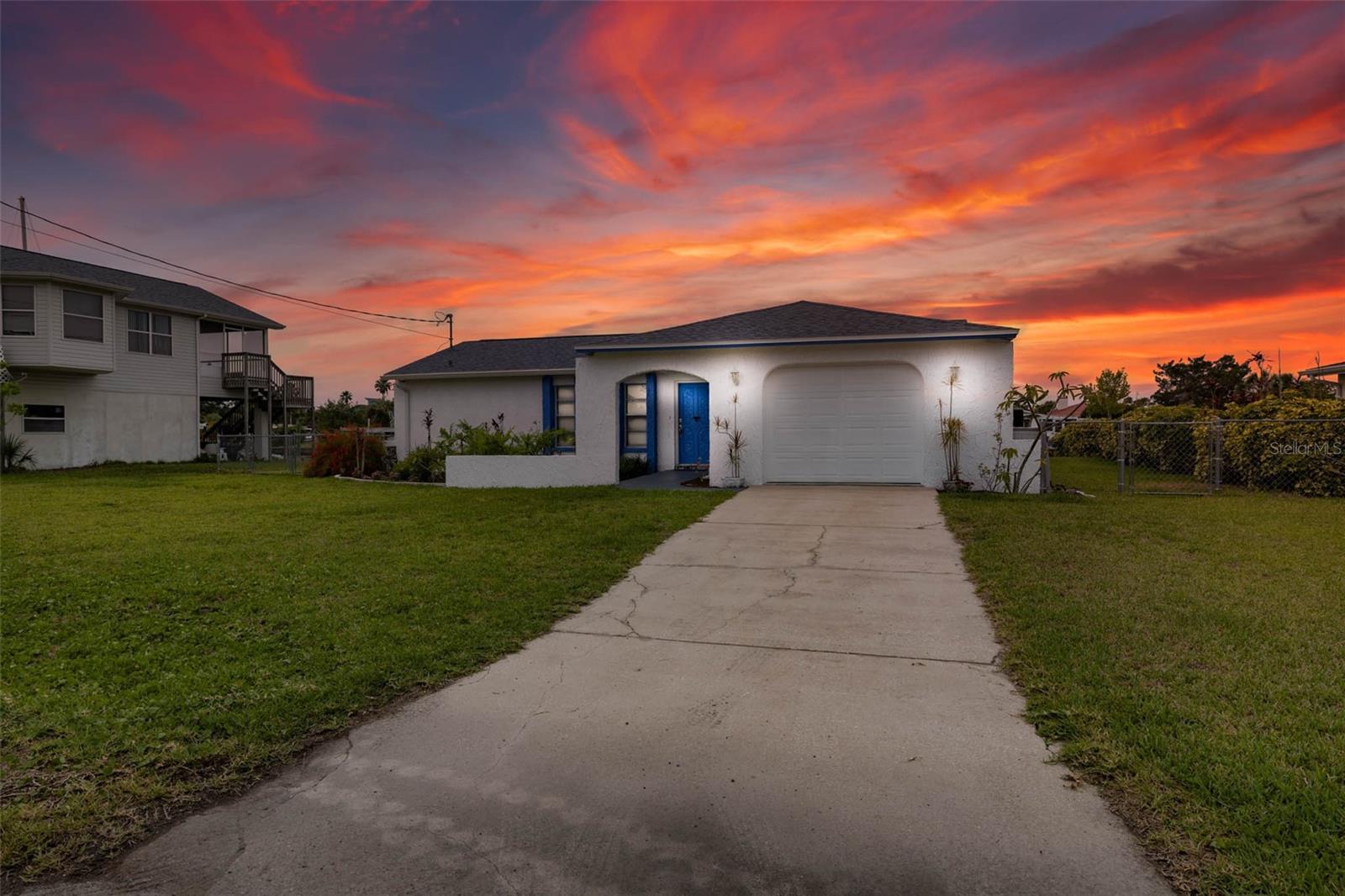 4976 CEDARBROOK LN