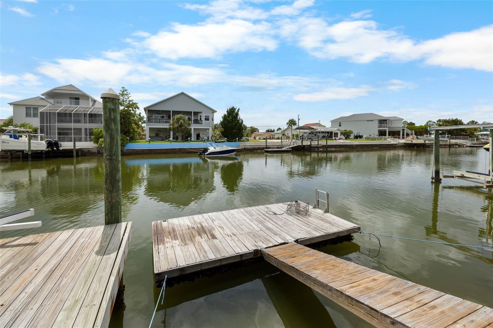 4299 BELLAIRE DR