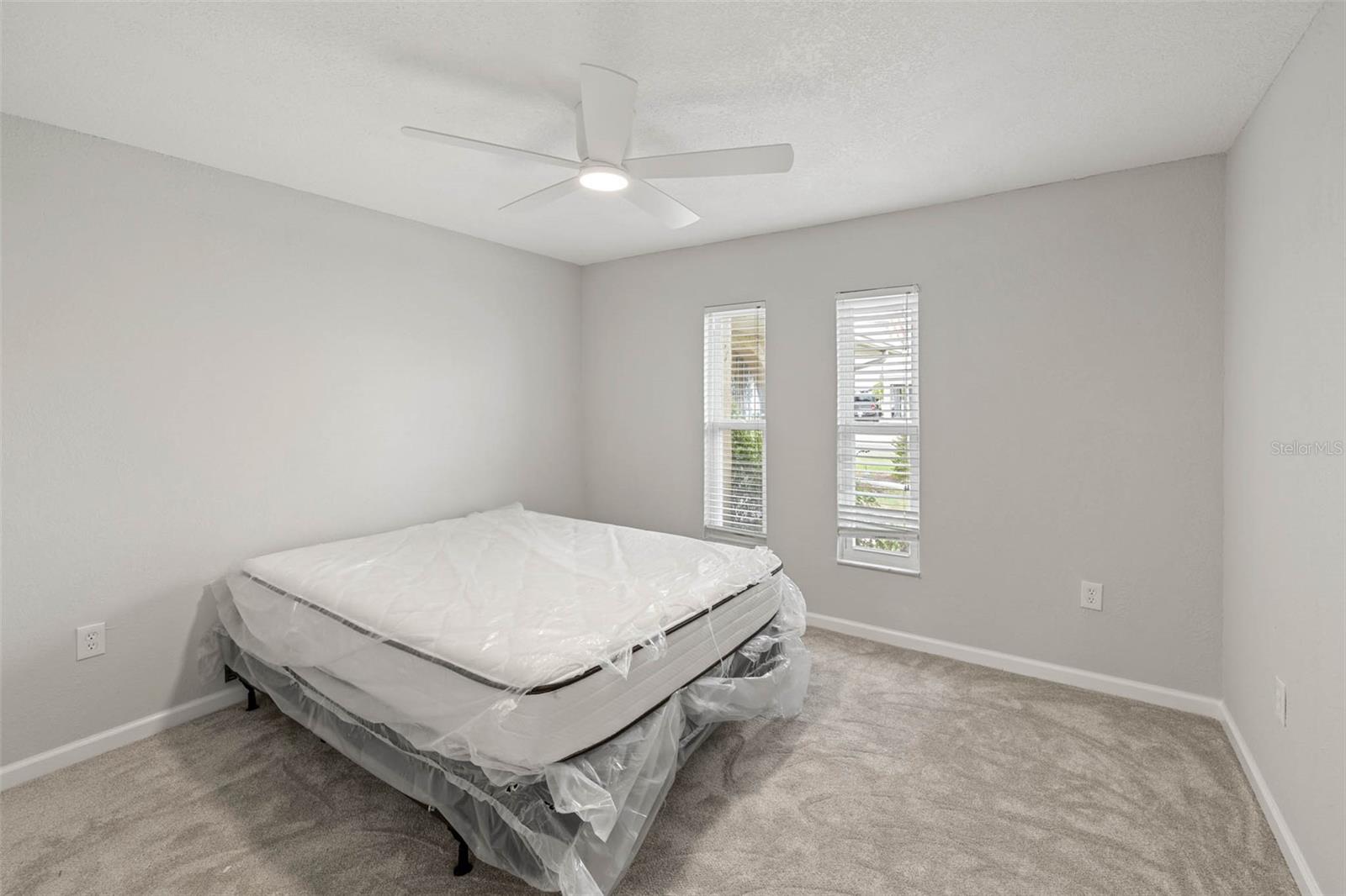 4299 BELLAIRE DR