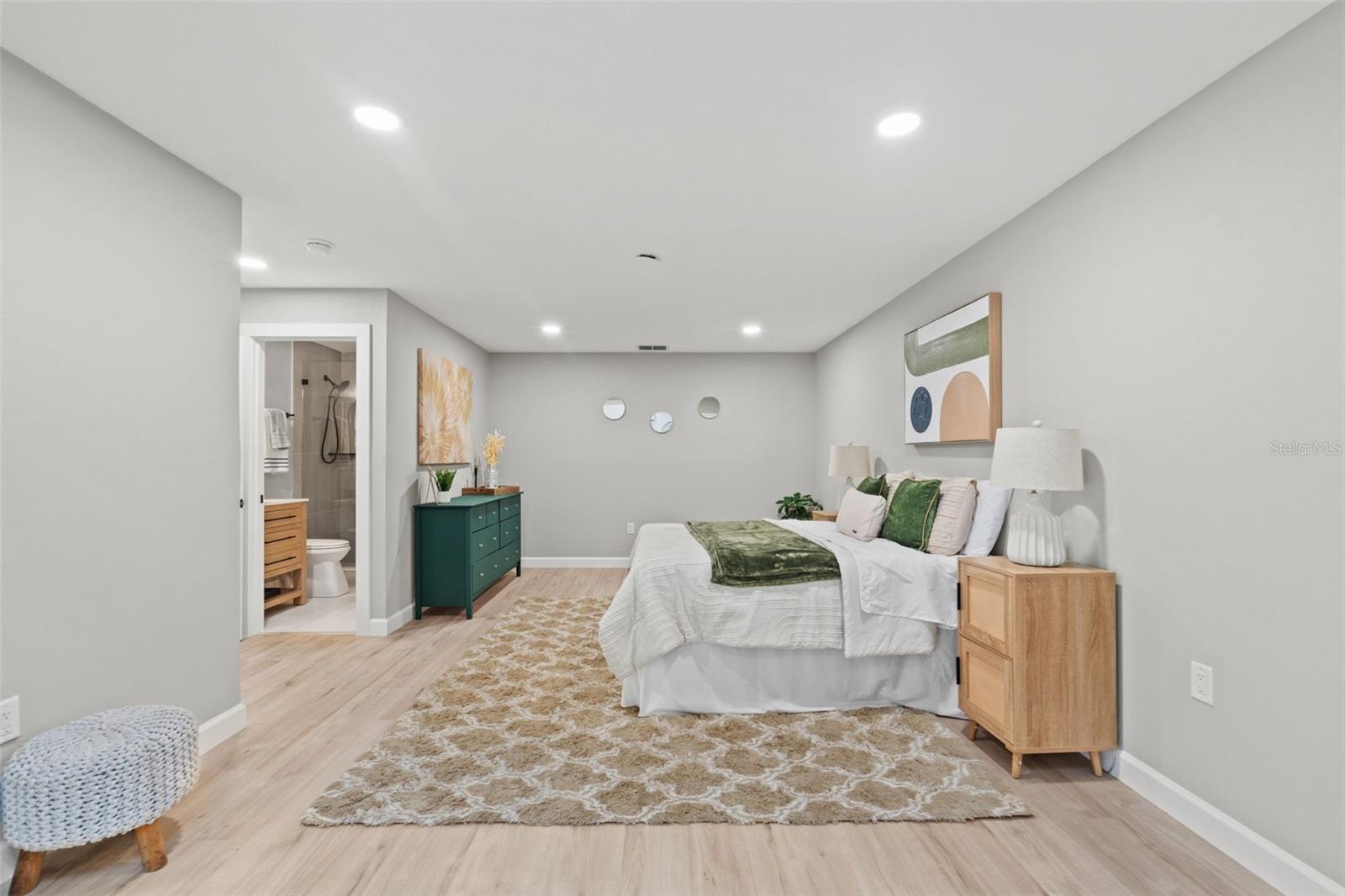 4012 MARINE PKWY