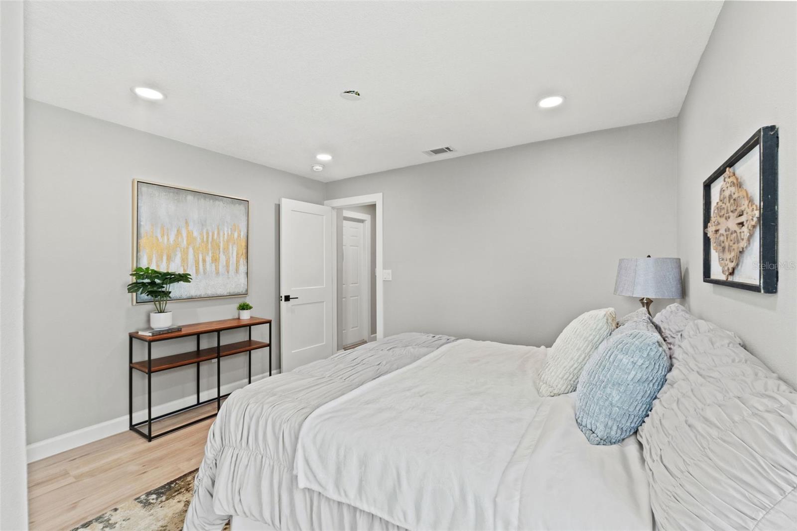 4012 MARINE PKWY