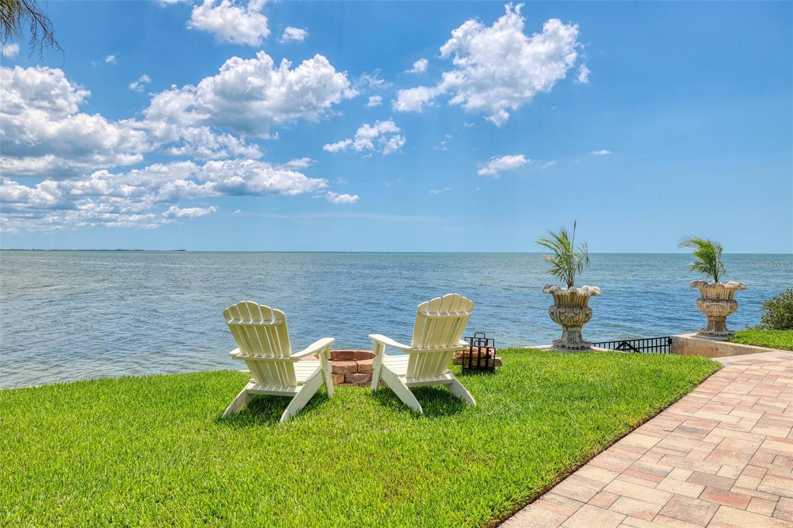 3236 GULF WINDS CIR