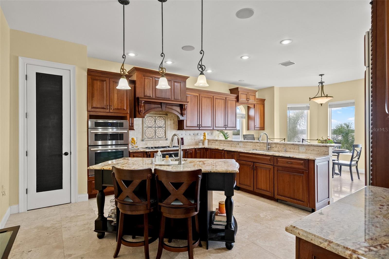 3236 GULF WINDS CIR