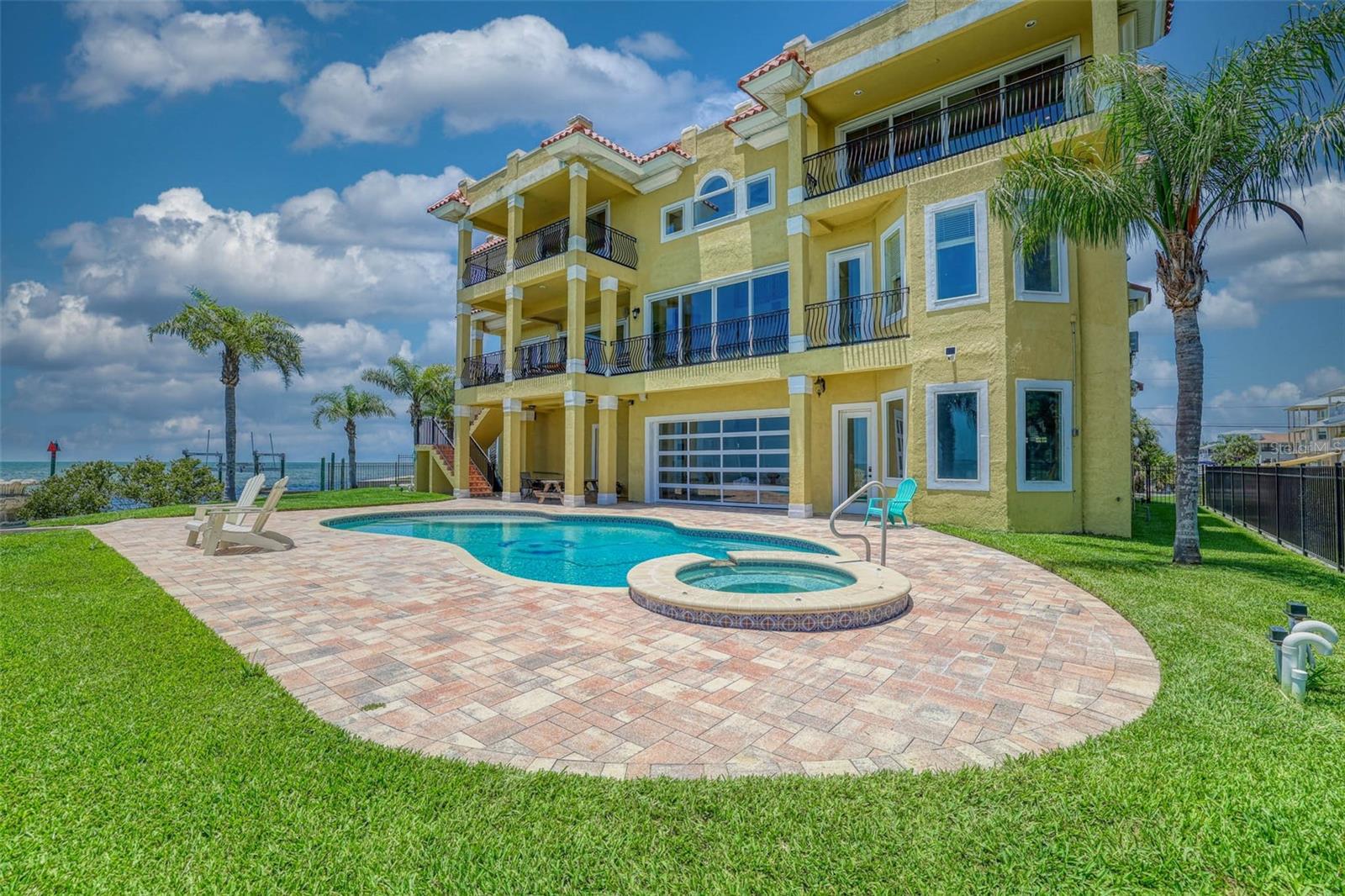 3236 GULF WINDS CIR
